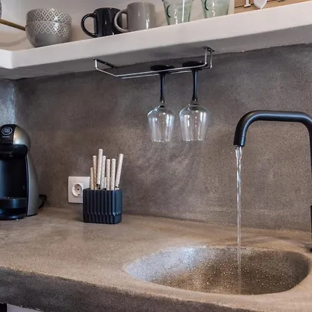 Galanis Sweet Milos *